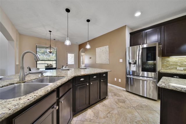 25003 Waterstone Estates Circle N, Tomball, TX 77375