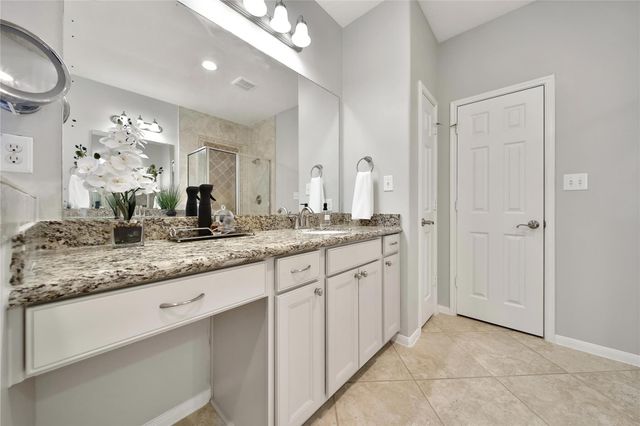 25003 Waterstone Estates Circle N, Tomball, TX 77375