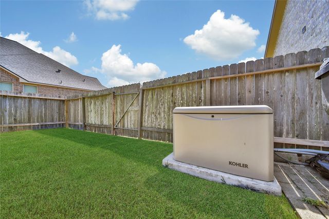 25003 Waterstone Estates Circle N, Tomball, TX 77375