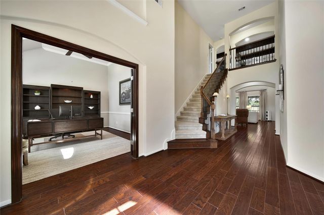 25003 Waterstone Estates Circle N, Tomball, TX 77375