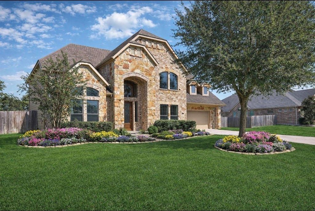 25003 Waterstone Estates Circle N, Tomball, TX 77375