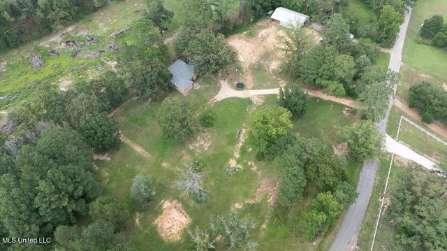 108 Wynndale Lake Road, Terry, MS 39170