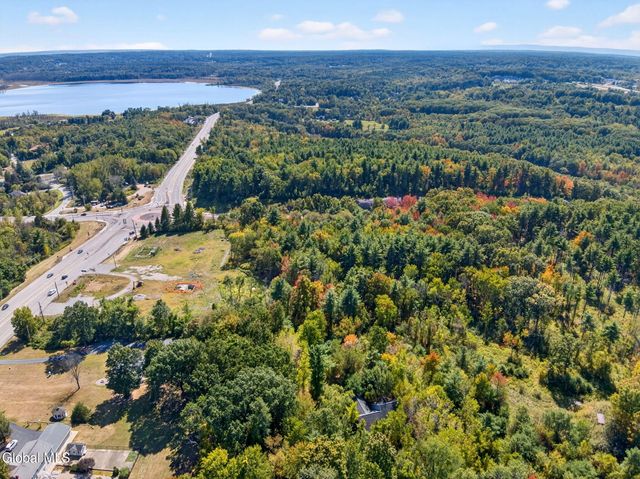 2272 Route 9, Malta, NY 12118