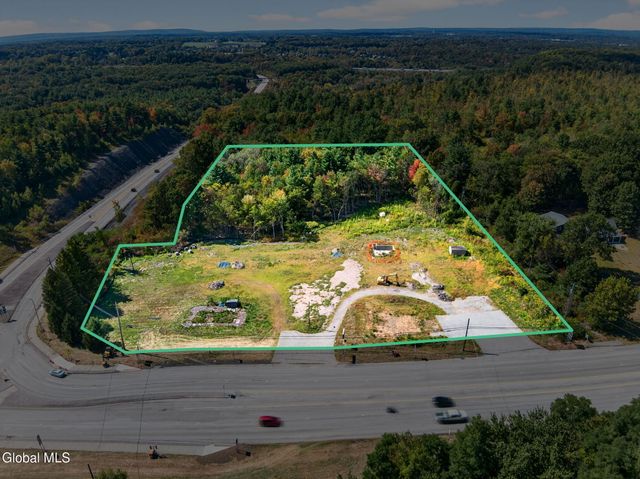 2272 Route 9, Malta, NY 12118