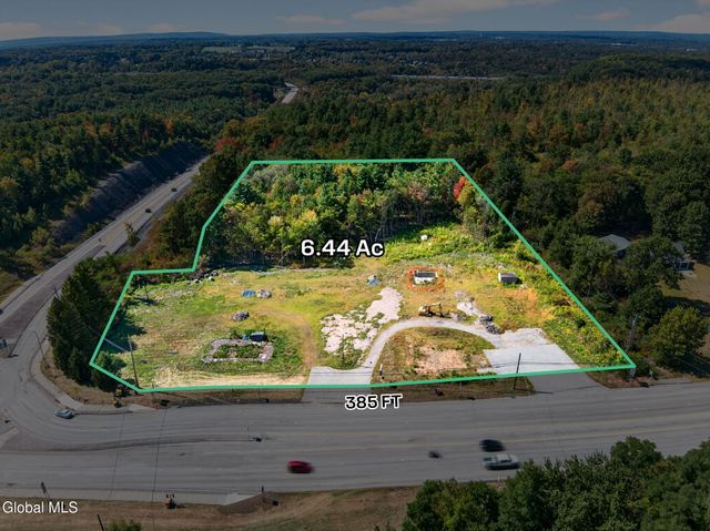 2272 Route 9, Malta, NY 12118