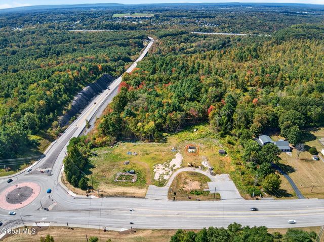 2272 Route 9, Malta, NY 12118