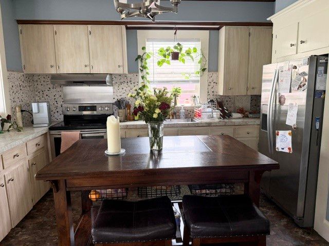 24 Freeborn Street, Newport, RI 02840