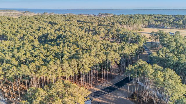88 Cape Hatteras Point, Oriental, NC 28571
