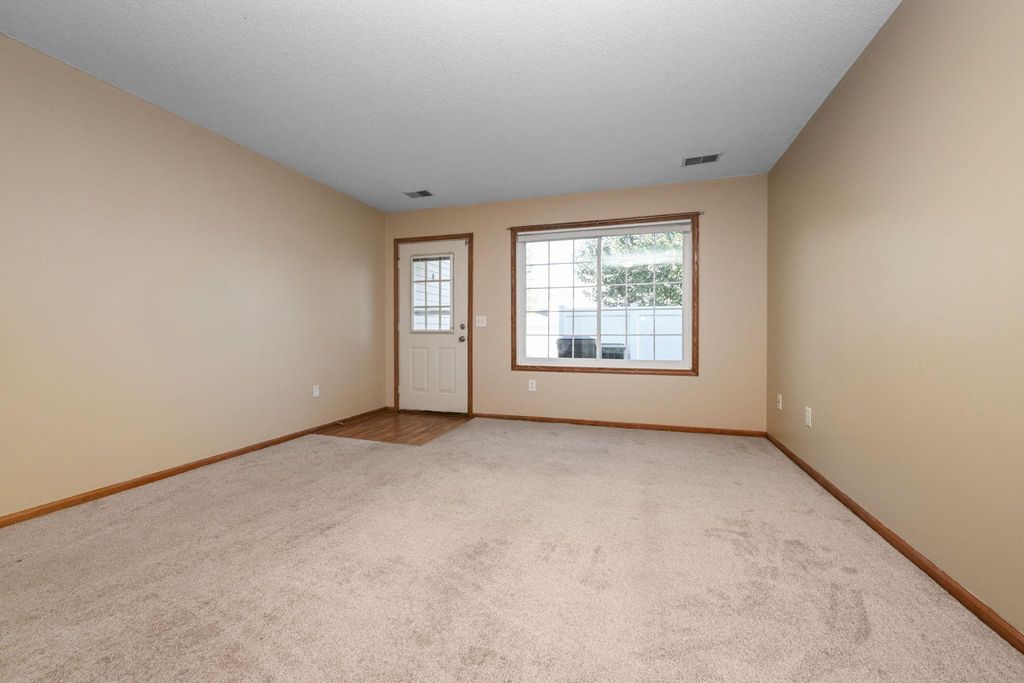 1883 121st Lane NW 911, Coon Rapids, MN 55448 — photo 3