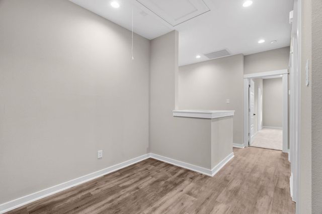 5915 Wheatley Hollow Lane, Houston, TX 77091
