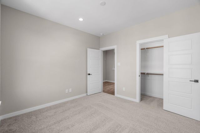 5915 Wheatley Hollow Lane, Houston, TX 77091