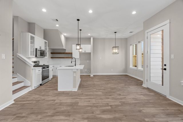5915 Wheatley Hollow Lane, Houston, TX 77091