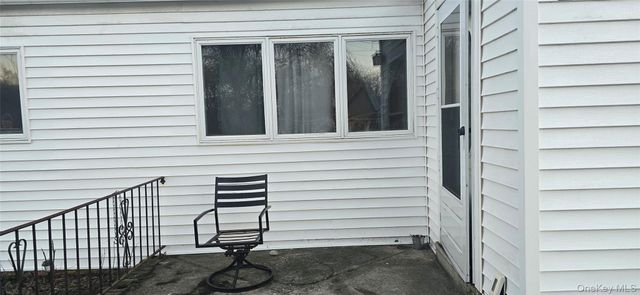 2 Ivy Road, Mastic Beach, NY 11951