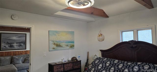 2 Ivy Road, Mastic Beach, NY 11951