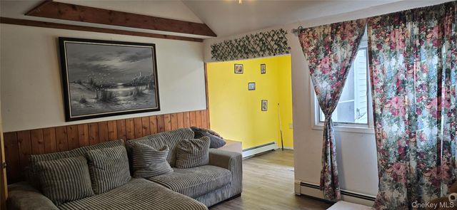 2 Ivy Road, Mastic Beach, NY 11951