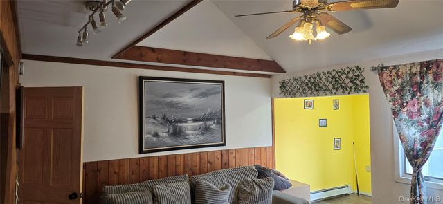 2 Ivy Road, Mastic Beach, NY 11951