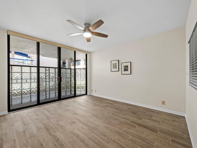 2110 HARBOURSIDE DRIVE 547, Longboat Key, FL 34228