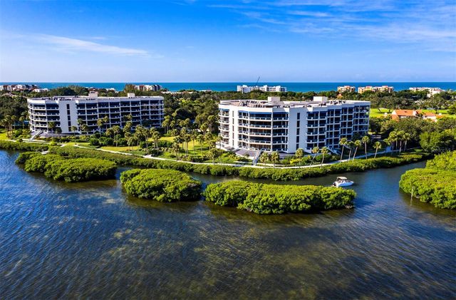 2110 HARBOURSIDE DRIVE 547, Longboat Key, FL 34228