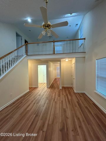 6821 Wynde Manor Dr, Louisville, KY 40228