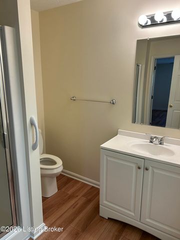 6821 Wynde Manor Dr, Louisville, KY 40228