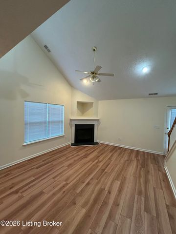 6821 Wynde Manor Dr, Louisville, KY 40228