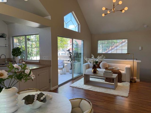 7265 Cronin Cir, Dublin, CA 94568