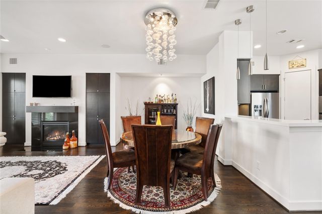 5911 Rose Street, Houston, TX 77007