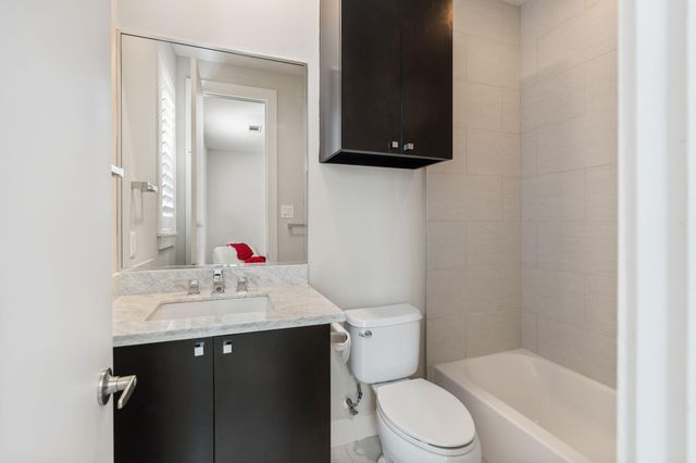 5911 Rose Street, Houston, TX 77007