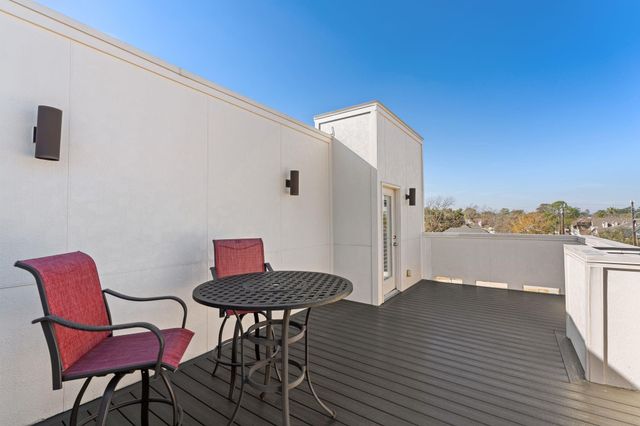 5911 Rose Street, Houston, TX 77007