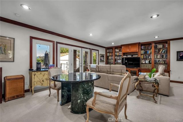 18423 Linnet, Tarzana, CA 91356
