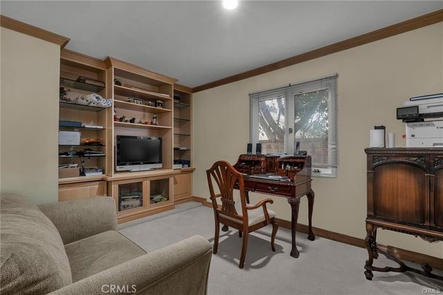 18423 Linnet, Tarzana, CA 91356