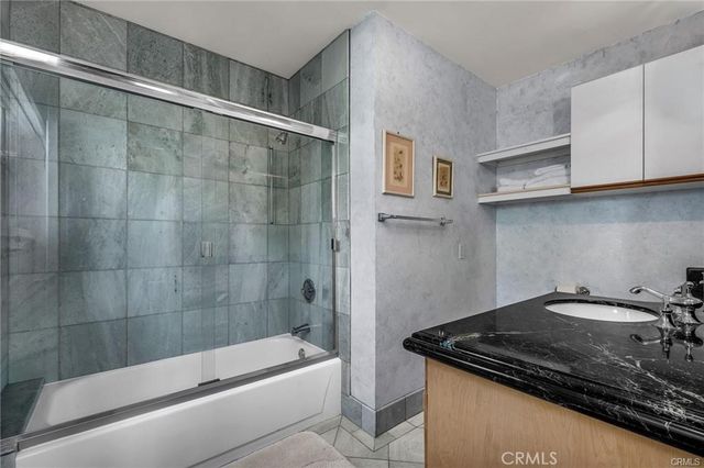 18423 Linnet, Tarzana, CA 91356
