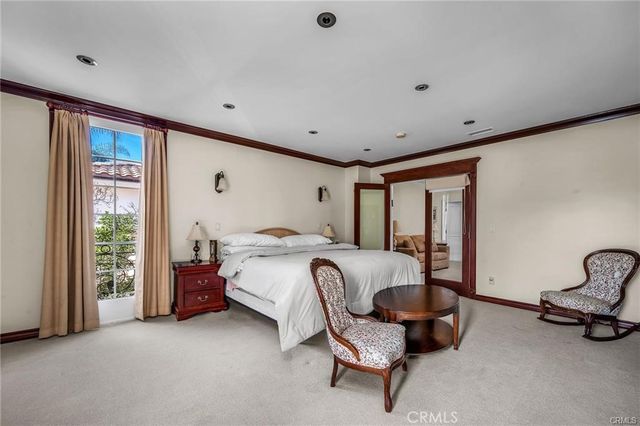 18423 Linnet, Tarzana, CA 91356