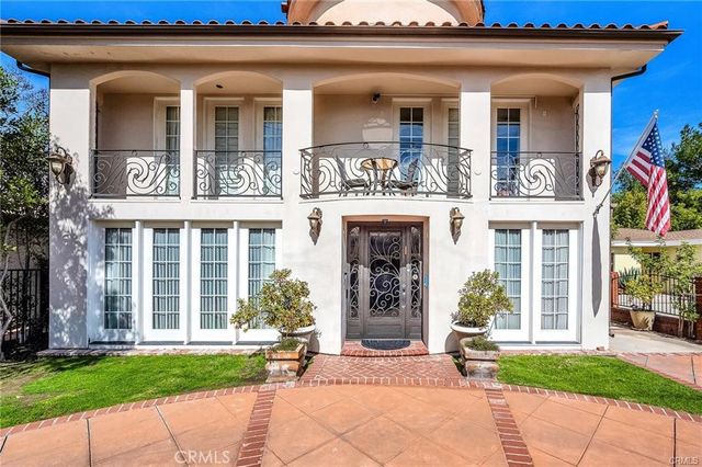 18423 Linnet, Tarzana, CA 91356