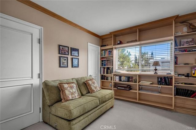18423 Linnet, Tarzana, CA 91356