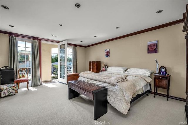 18423 Linnet, Tarzana, CA 91356