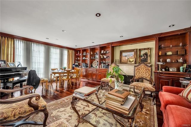 18423 Linnet, Tarzana, CA 91356