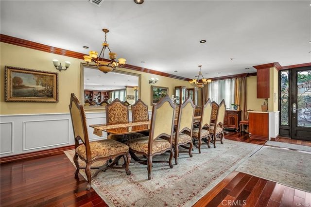 18423 Linnet, Tarzana, CA 91356