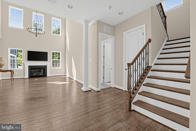 10640 WENNINGTON ST, Middle River, MD 21220