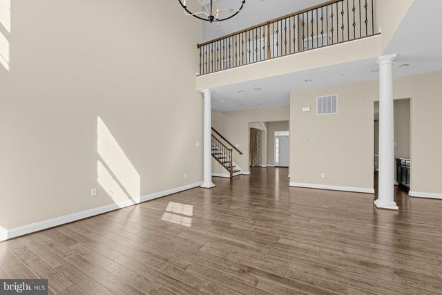 10640 WENNINGTON ST, Middle River, MD 21220