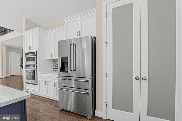 10640 WENNINGTON ST, Middle River, MD 21220