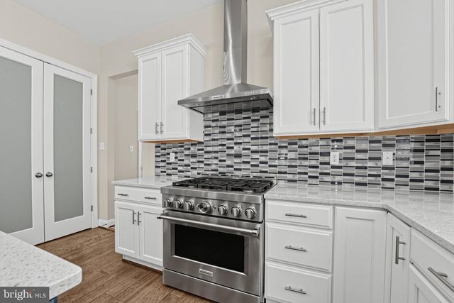 10640 WENNINGTON ST, Middle River, MD 21220