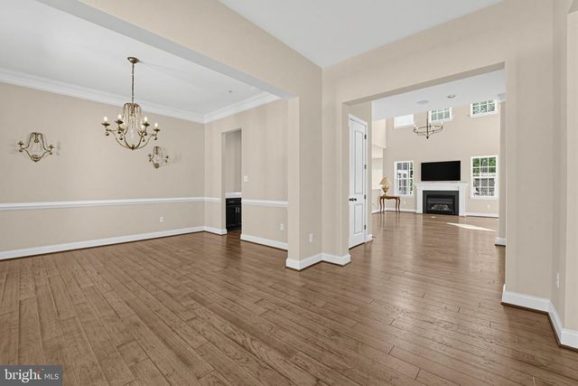 10640 WENNINGTON ST, Middle River, MD 21220