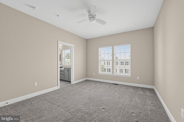 10640 WENNINGTON ST, Middle River, MD 21220