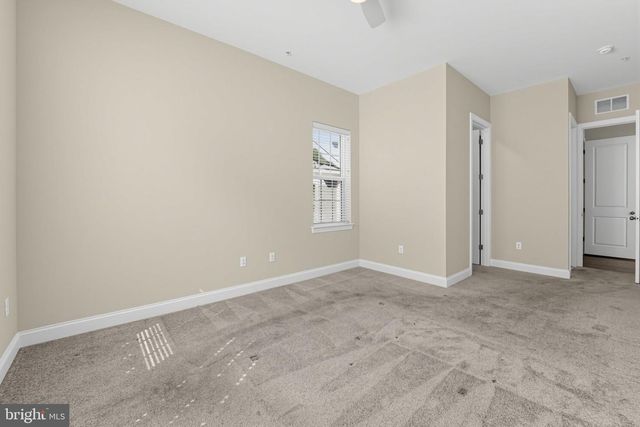 10640 WENNINGTON ST, Middle River, MD 21220