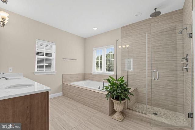 10640 WENNINGTON ST, Middle River, MD 21220