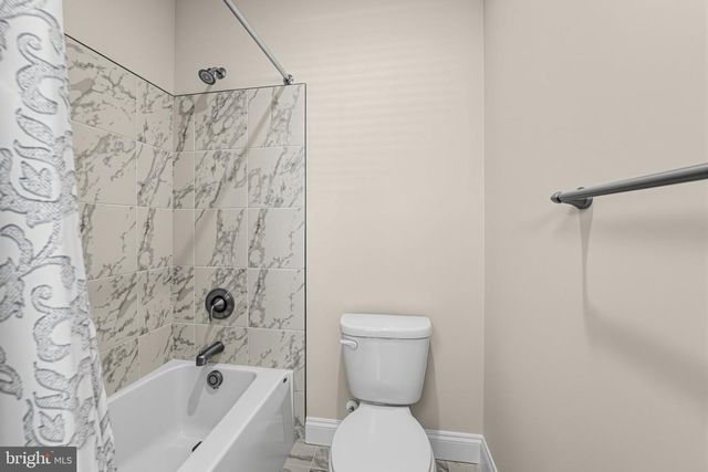 10640 WENNINGTON ST, Middle River, MD 21220