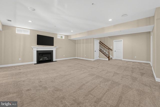10640 WENNINGTON ST, Middle River, MD 21220