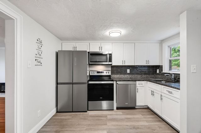 2 Charles St 3, Randolph, MA 02368