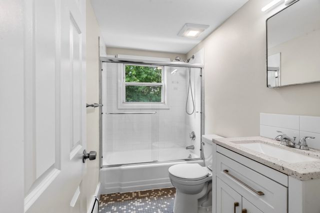 2 Charles St 3, Randolph, MA 02368
